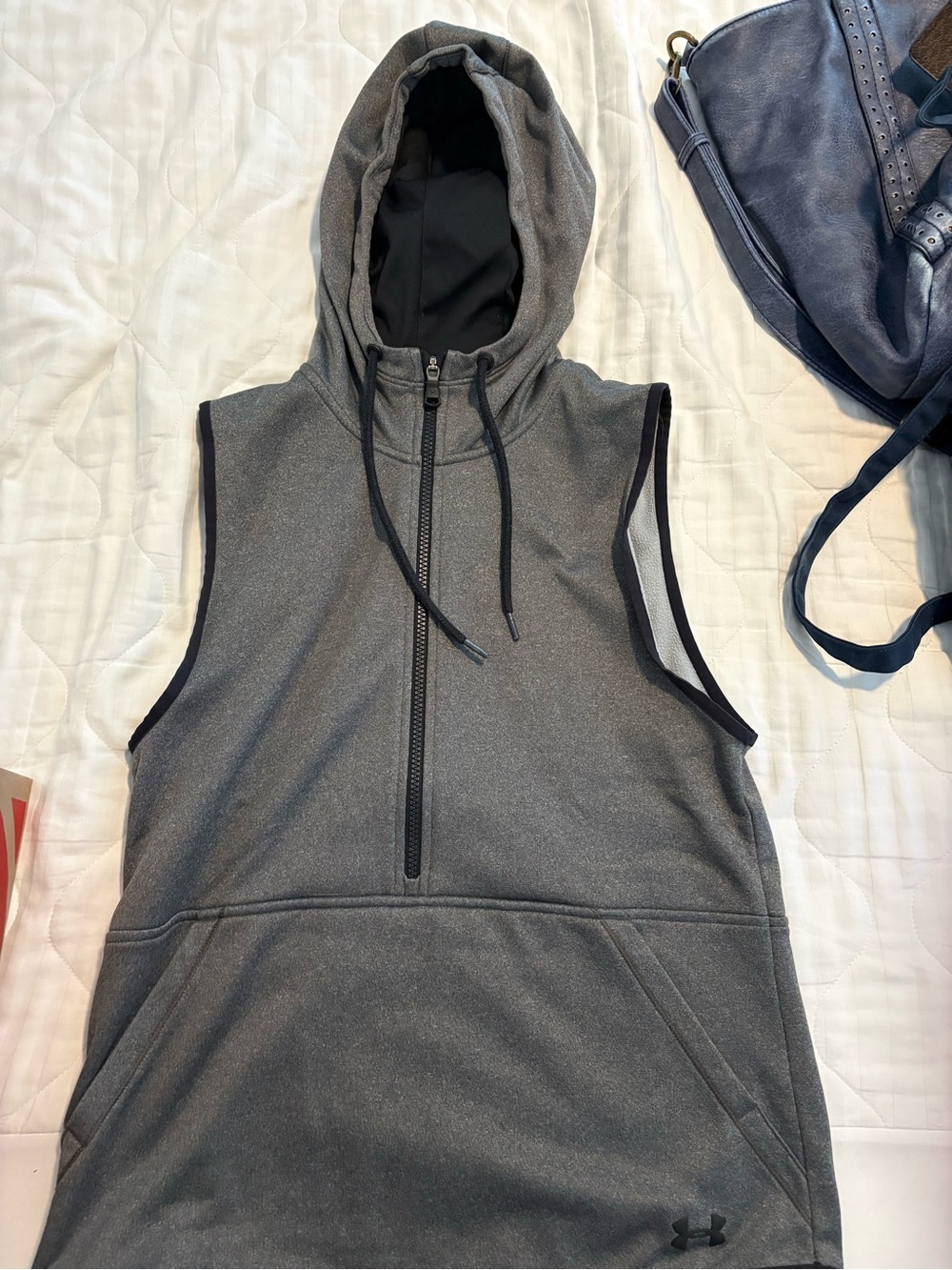 Under Armour womens Dark Gray Sleeveless Hooded Swim Rash Guard